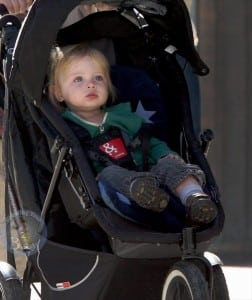 Naomi Watts and Her Boys Enjoy a Beautiful NYC Day!