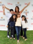 Eva LaRue with her kids at the Elizabeth Glaser fundraiser