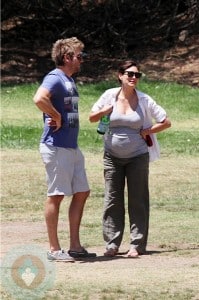 Curtis Stone with his pregnant wife Lindsay Price