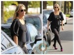 Pregnant Molly Sims leaves the farm