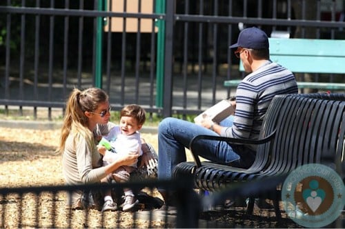 Benjamin brady, Gisele Bundchen visit Boston Park