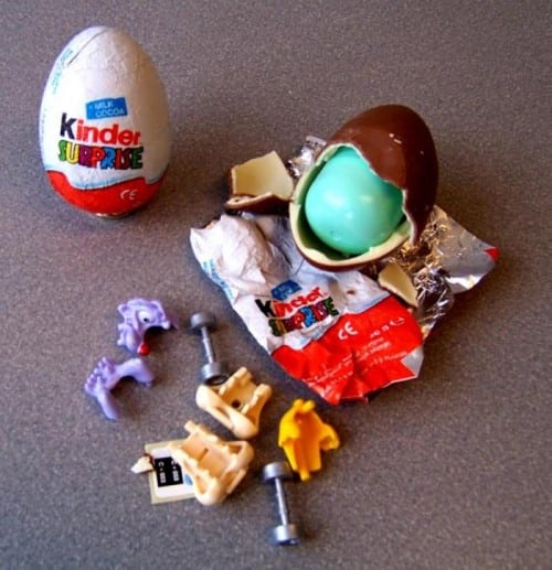 Washington Pair Detained For Smuggling 6 Kinder Surprise Eggs | Growing ...