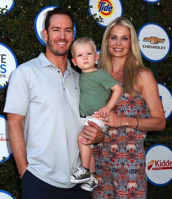 Mark-Paul Gosselaar and Catriona McGinn with son Dekker at The Safe ...