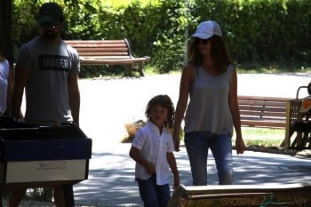 Penelope Cruz with kids Leo & Luna Bardem in Italy