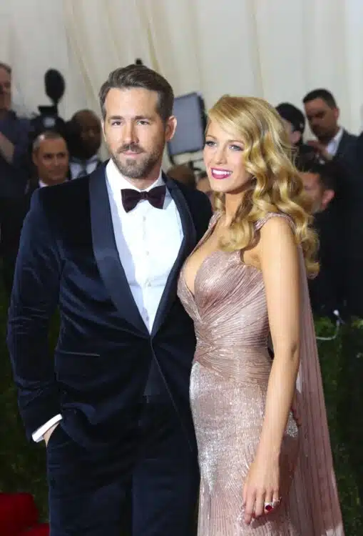 Ryan Reynolds on Raising Daughter without a Nanny: “I Have No Problem ...