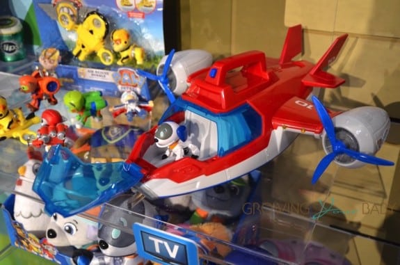Toy Fair 2016 ~ Spin Master Debuts New Paw Patrol Play 