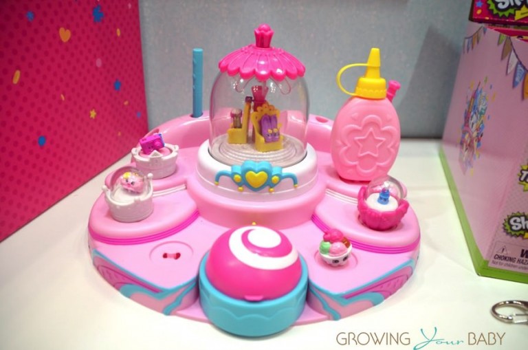 Shopkins Glitzi Globes set | Growing Your Baby