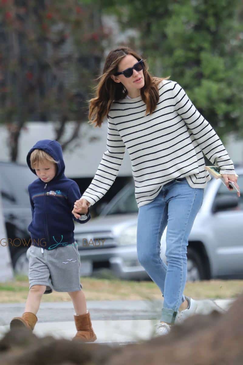 Jennifer Garner out in Brentwood with son Sam Affleck 2017 - Growing ...