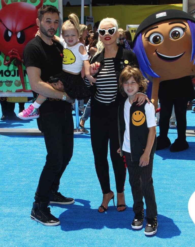 Christina Aguilera, Matthew Rutler with kids Summer and Max Bratman at ...