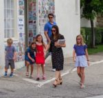 Jennifer Garner attends sunday service with her kids Sam, Seraphina and Violet Affleck