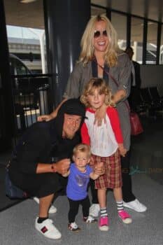Alanis Morissette and husband Souleye take a flight out of Los Angeles ...