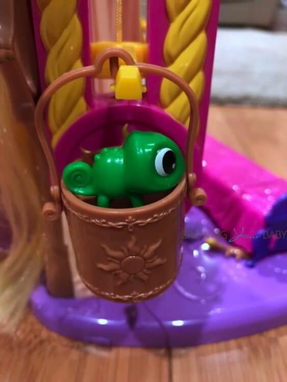 Disney Tangled the Series Swinging Locks Castle - pascal