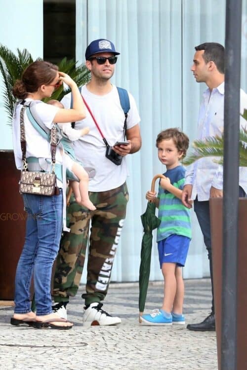 Natalie Portman and Benjamin Millepied take their kids out in Rio ...