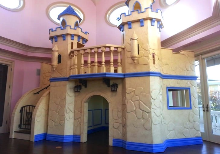 playhouse castle