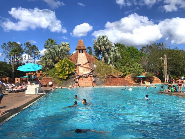 Visiting Walt Disney World’s Coronado Springs Resort{VIDEO REVIEW ...