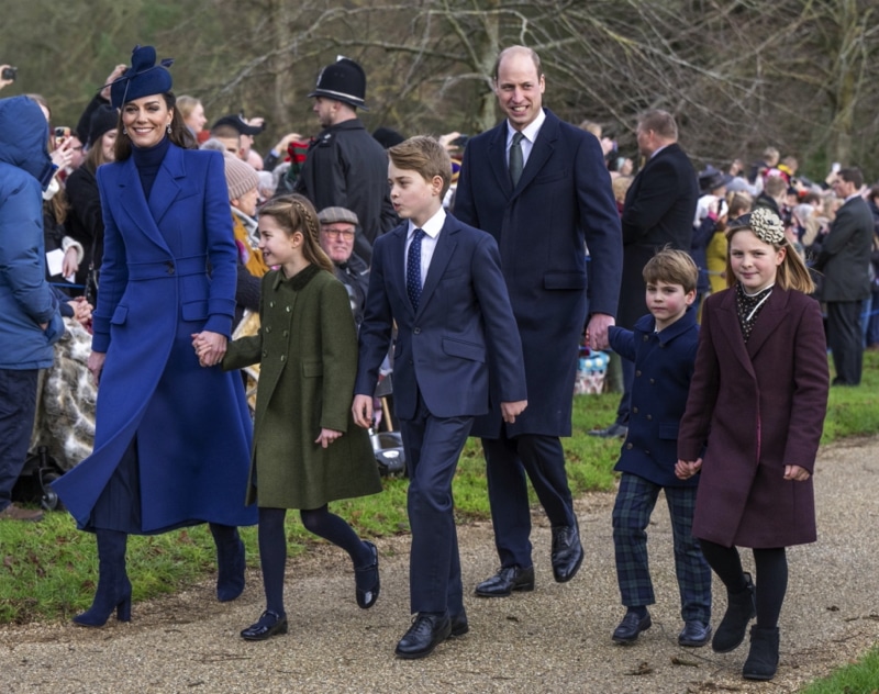 Prince George, William, Prince of Wales, Princess Charlotte, Mia ...