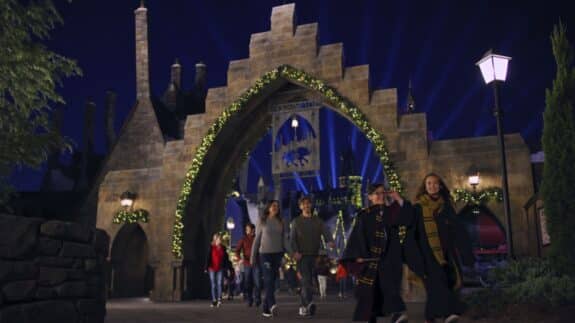 Christmas in The Wizarding World of Harry Potter