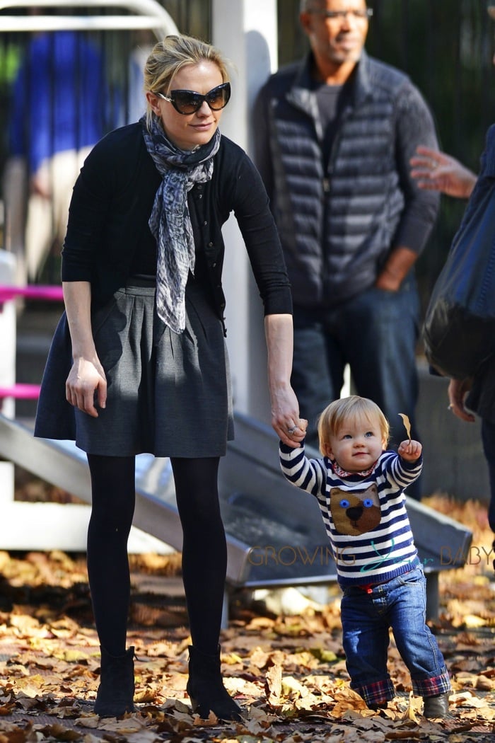 Anna Paquin at the park in NYC with her twins Growing Your Baby