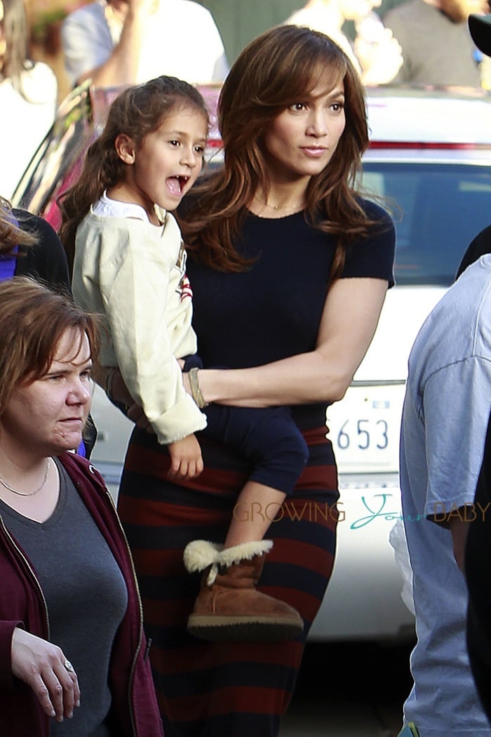 Jennifer Lopez and Emme Anthony on the set of 'The Boy Next Door' in ...