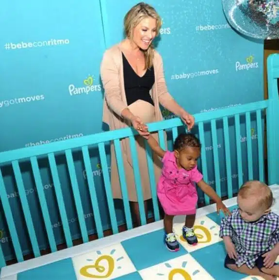 Ali Larter In Giulietta - Pampers Celebrates Fun Morning Moments - Red  Carpet Fashion Awards